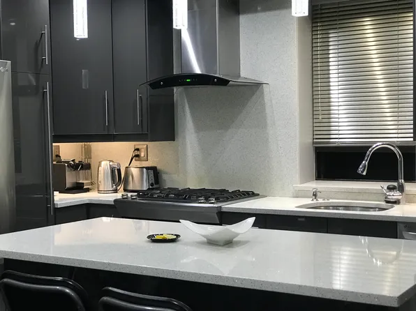 2555 Batchelder Street image 1 of 7