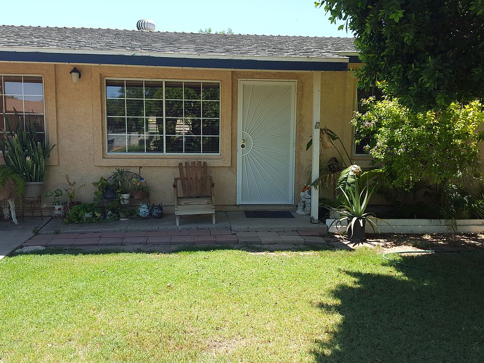 2nd image of 1671 Aurora Dr