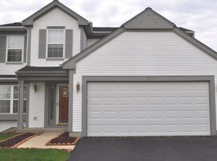 937 Martingale Ln, Round Lake Beach, IL