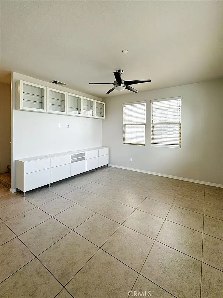 2 bed, 1190 sqft, $3,100 — Photo 2