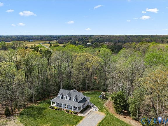 4th image of 5610 Mount Landing Rd