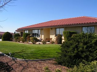 16260 Kamana Rd, Apple Valley, CA 92307