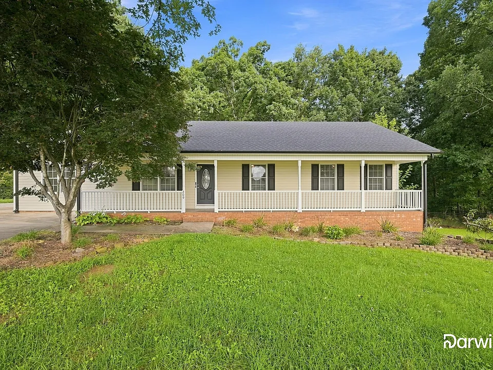 209 Pilots Ridge Dr