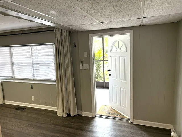4 bed, 2.5 bath, 1758 sqft, $2,550 — Photo 4