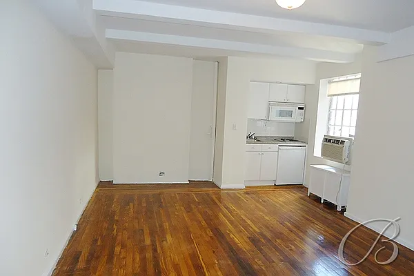 Sold by Bellmarc Realty | media 14