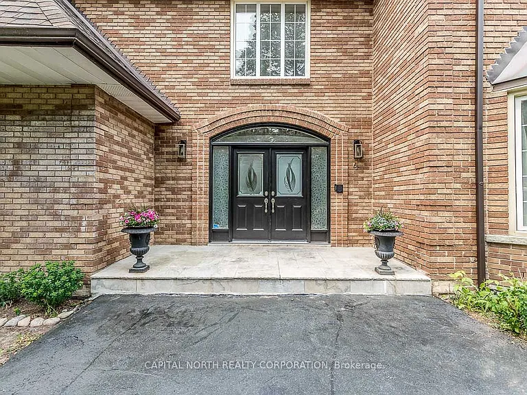 4 Prescott Ct — Photo 2