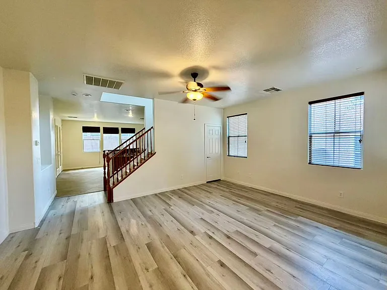 11183 Ranch Valley St — Photo 3