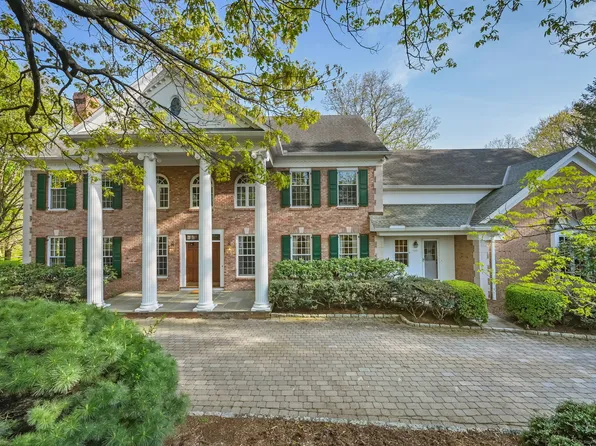 120 Whipstick Road, Ridgefield, CT 06877