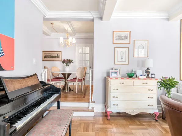 20 East 35th Street image 4 of 15