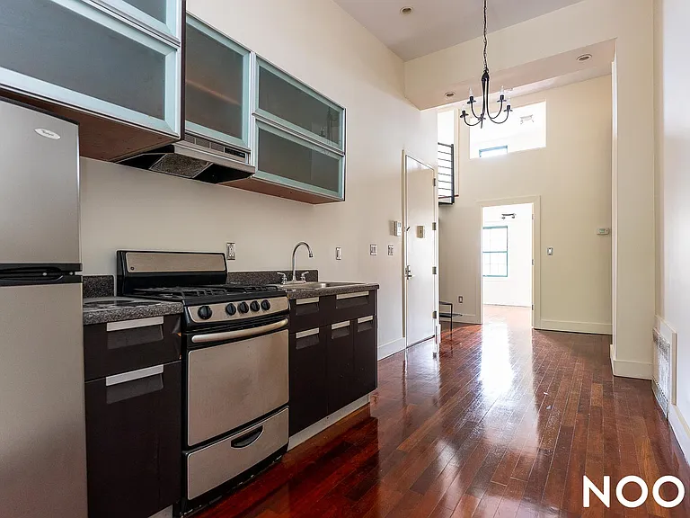184 Jefferson St #3L — Photo 1