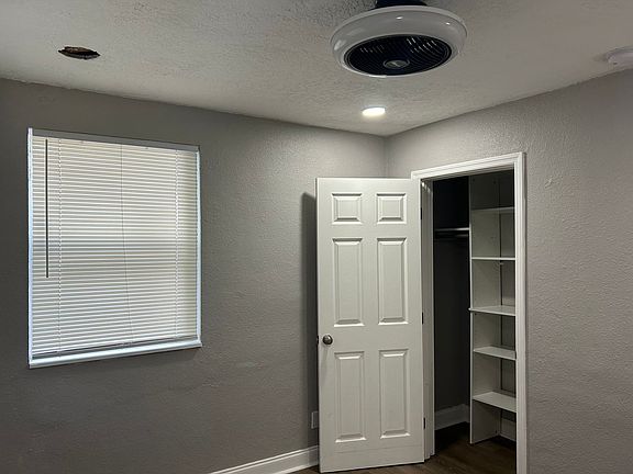 4th image of 1376 Prince St #644392516