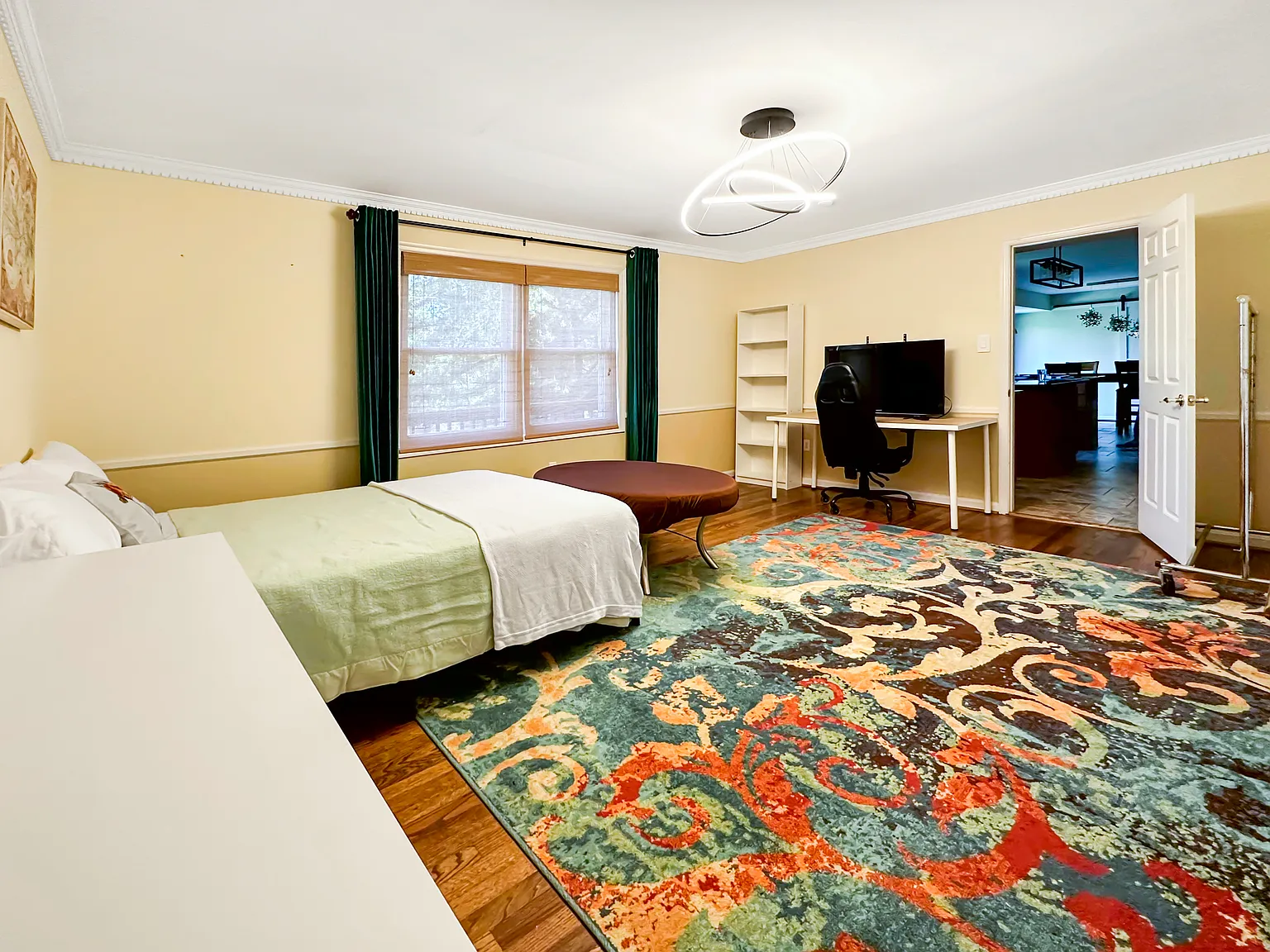 1 bed, 6400 sqft, $1,800 — Photo 1
