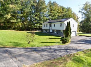 11 Van Car Rd, New Milford, CT 06776