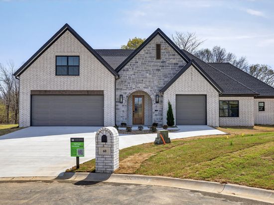 60 Lucia Ln, Maumelle, AR 72113