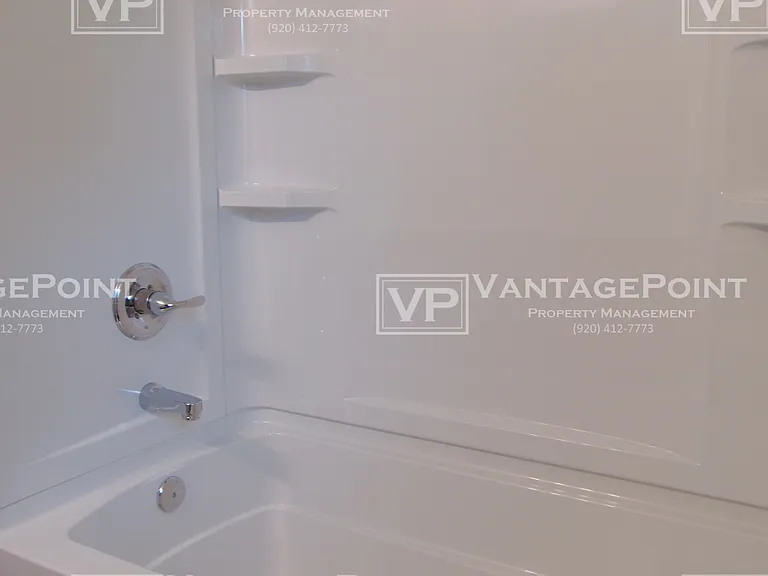 1009 Rogues Way — Photo 14