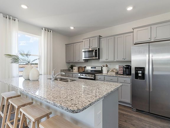 7th image of this home