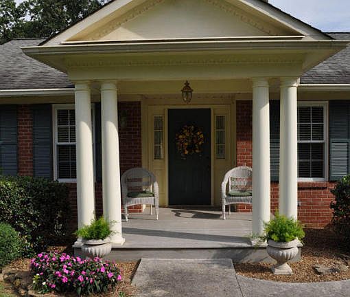 3rd image of 833 Berkay Ln
