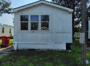 1033 Kim Ln, Vermillion, SD 57069