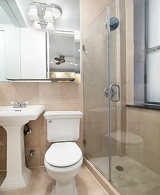 Rented by REAL New York | media 15