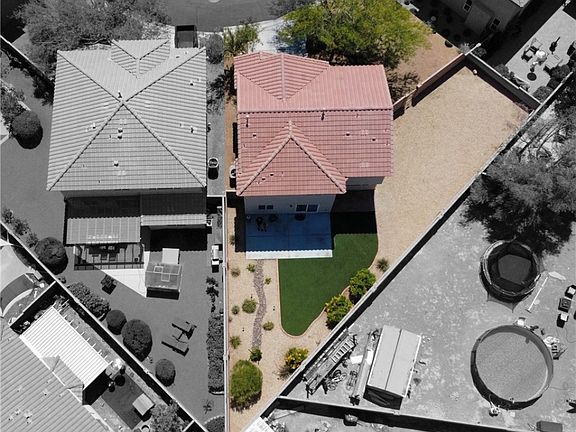 5th image of 8682 Gateway Glen Dr