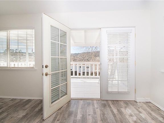 3rd image of 14872 Sunnydale Dr