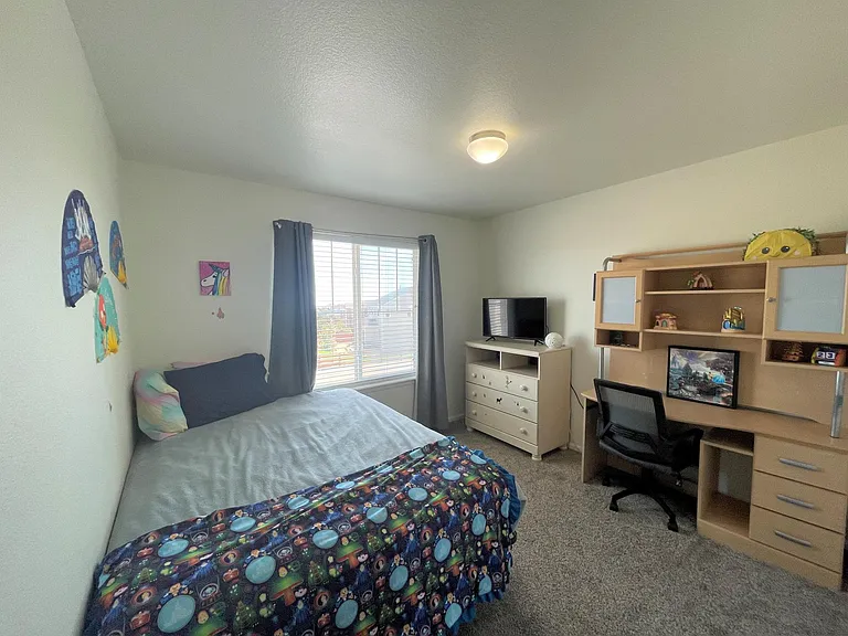 11850 Kalmath Way — Photo 32