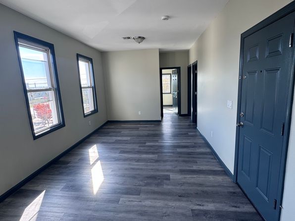 25 Underwood St APT 1