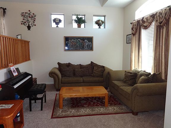 4th image of 70 E Benrich Dr