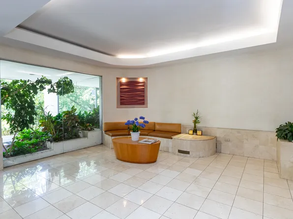 5355 Henry Hudson Parkway West image 15 of 15