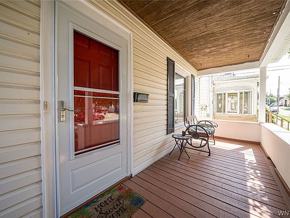 4th image of 124 Ruggles St