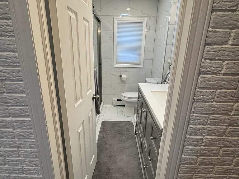 Arlene Dr — Photo 13