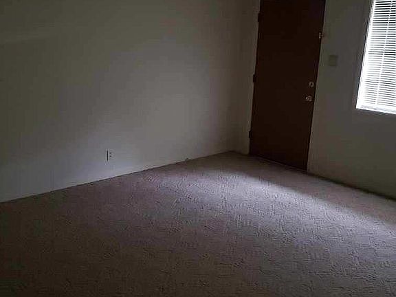 5th image of 715 S 33rd St