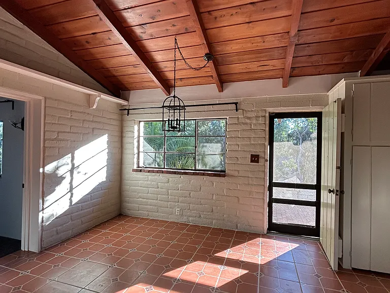 5331 La Glorieta #A — Photo 7