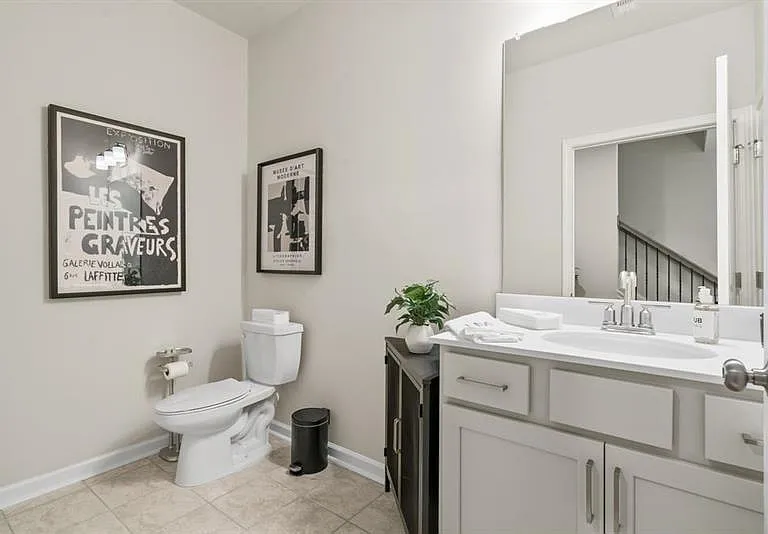 323 Sammon Way — Photo 22