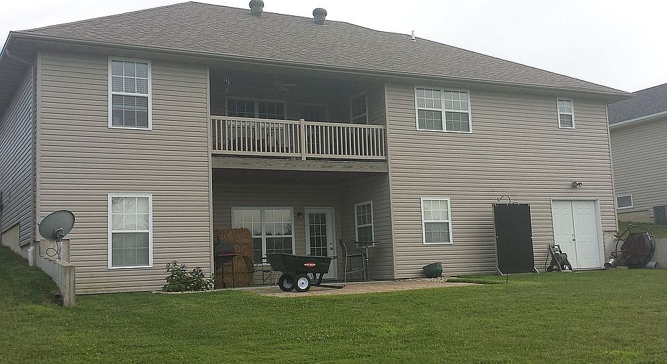 2nd image of 370 Crest Ave