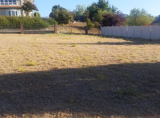 931 River Bend Rd, Redding, CA 96003