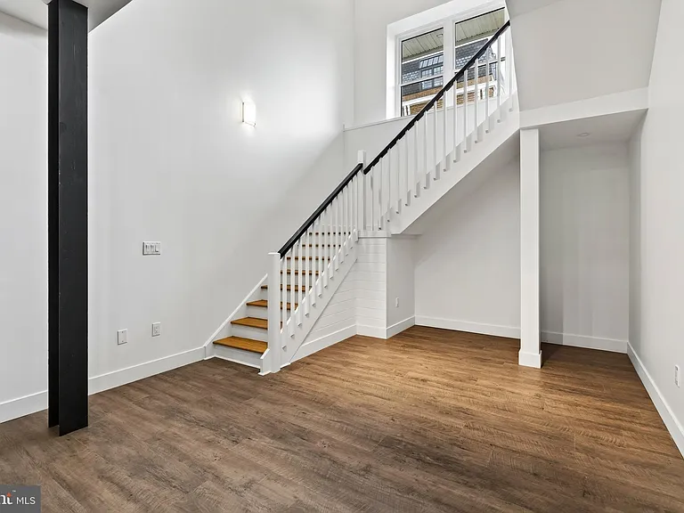 123 S Main St #6 — Photo 10