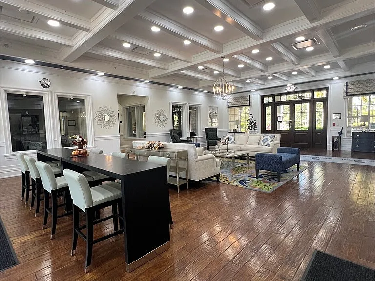 3425 Hampton Blvd — Photo 39
