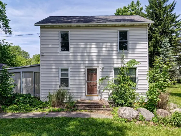 3993 Wadsworth Rd, Barberton, OH 44203