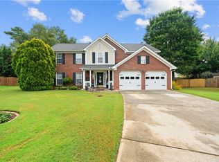 368 Meadow Farm Ln, Lawrenceville, GA 30045