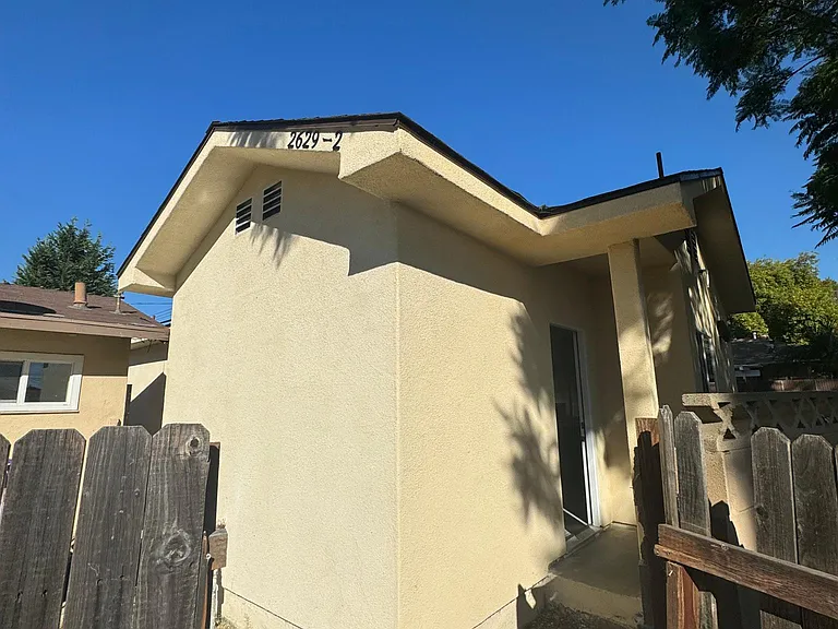 W Maywood Ave — Photo 10
