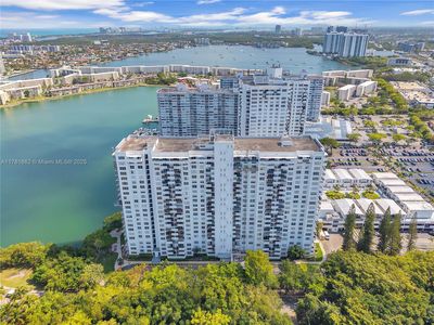 2780 NE 183rd St APT 1517, Aventura, FL, 33160
