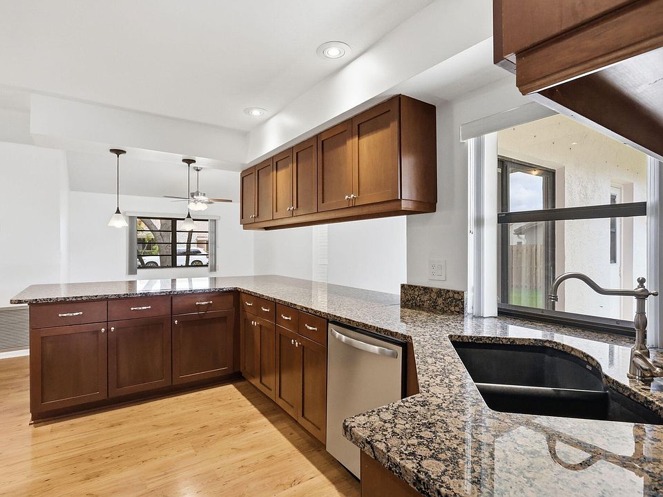 1st image of 7909 NW 18th Place