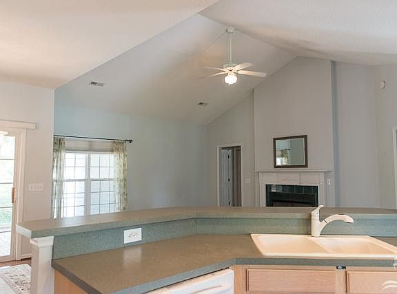 3rd image of 4157 Telfair Lane SE