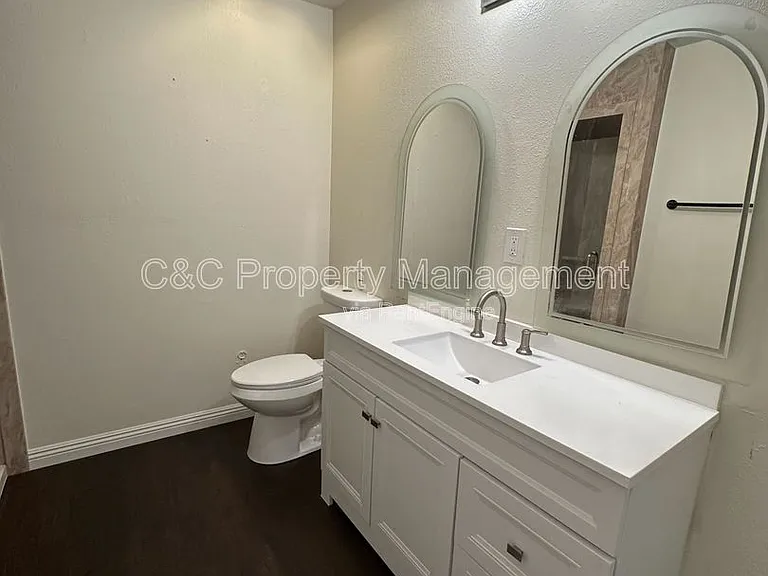 6682 Suzanne Ln — Photo 8