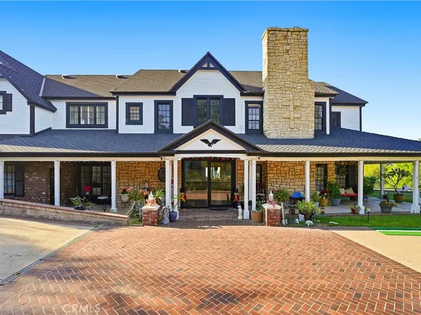 381 S Henning Way, Anaheim, CA 92807