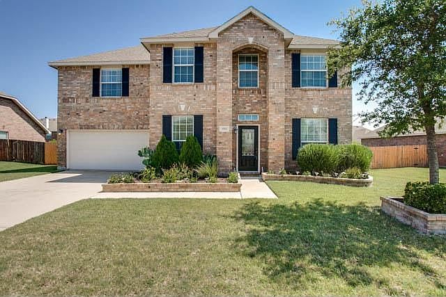 1st image of 1723 Stone Trail Dr