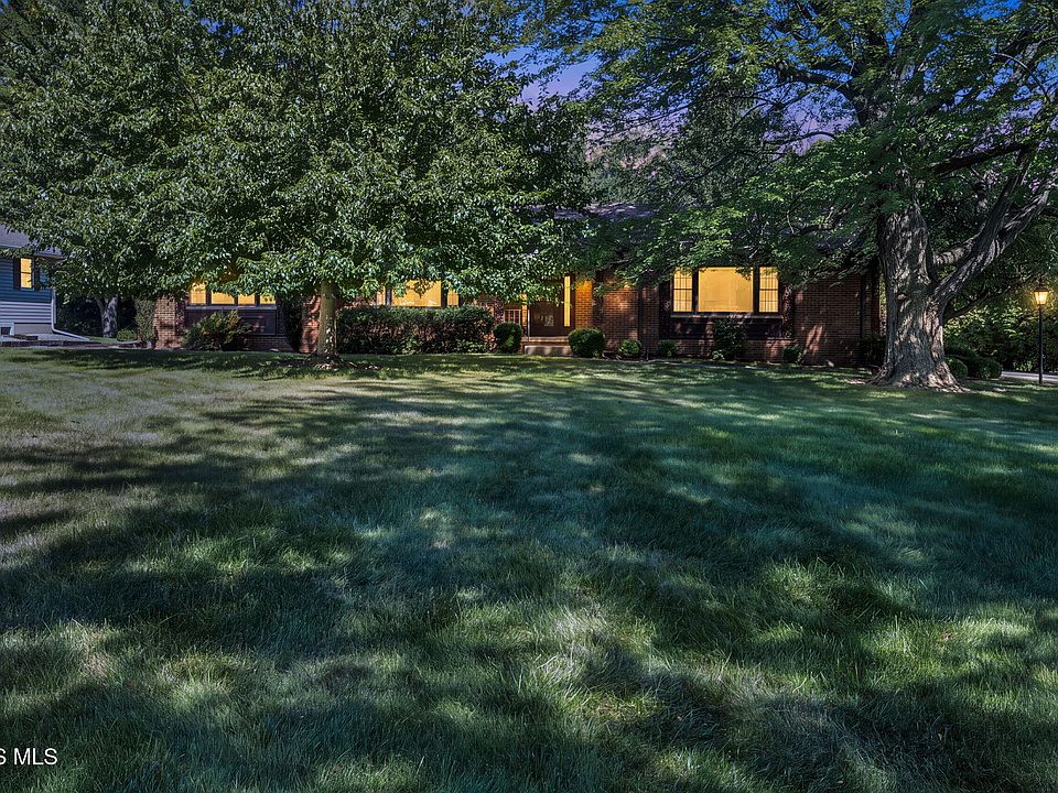 1st image of 705 Village View Acres