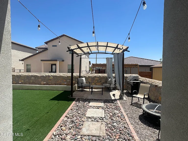 224 Wardour Castle Pl — Photo 13