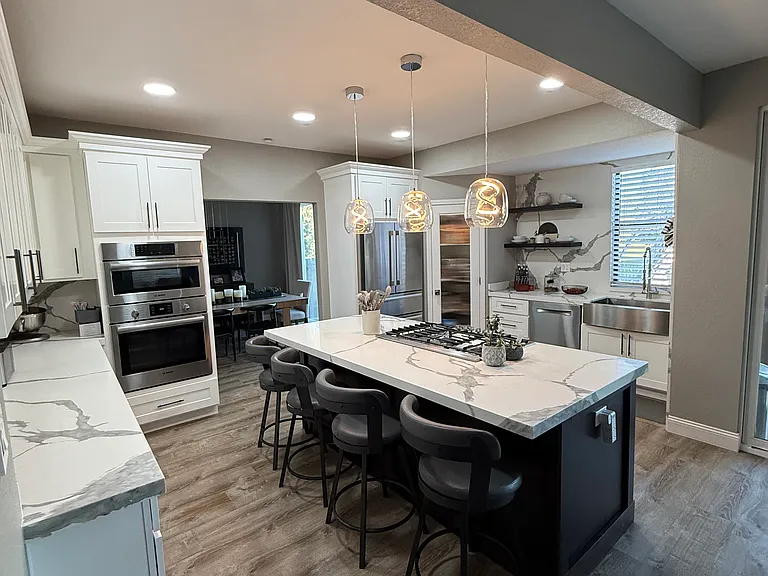 5330 Edgeview Dr — Photo 5